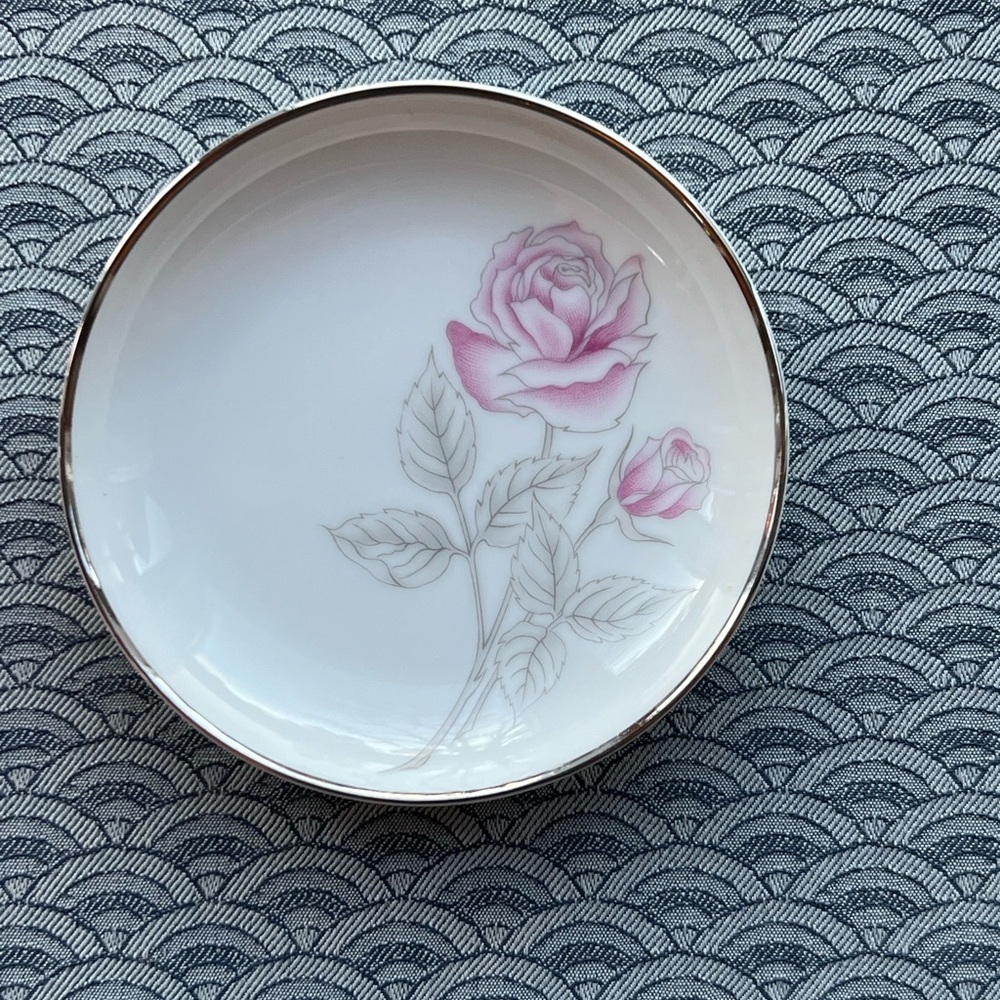 Fashion House Fine China- Immortal Rose -Bavaria Germany